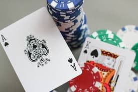 Lucky Twins table selection interface